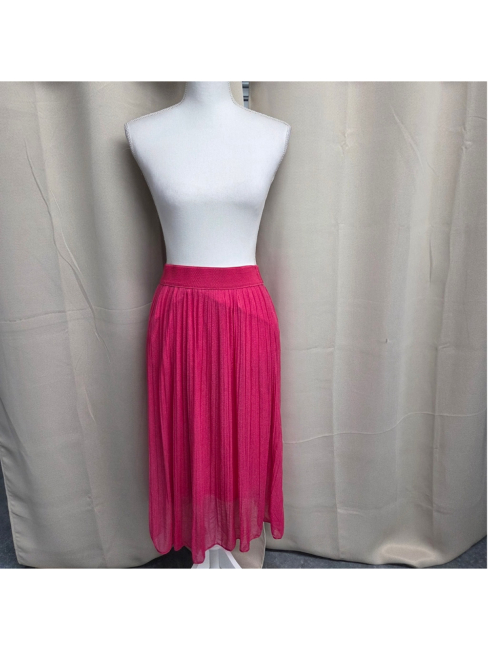 Metrowear Chic Fuchsia Maxi Skirt Size PXL